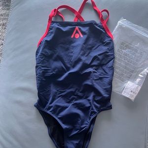 NWT AQUASPERE SWIM ESSENTIALS OPEN BACK WOMENS SWIM SUIT